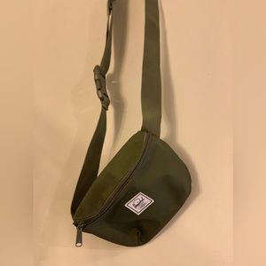 Hershel fanny pack